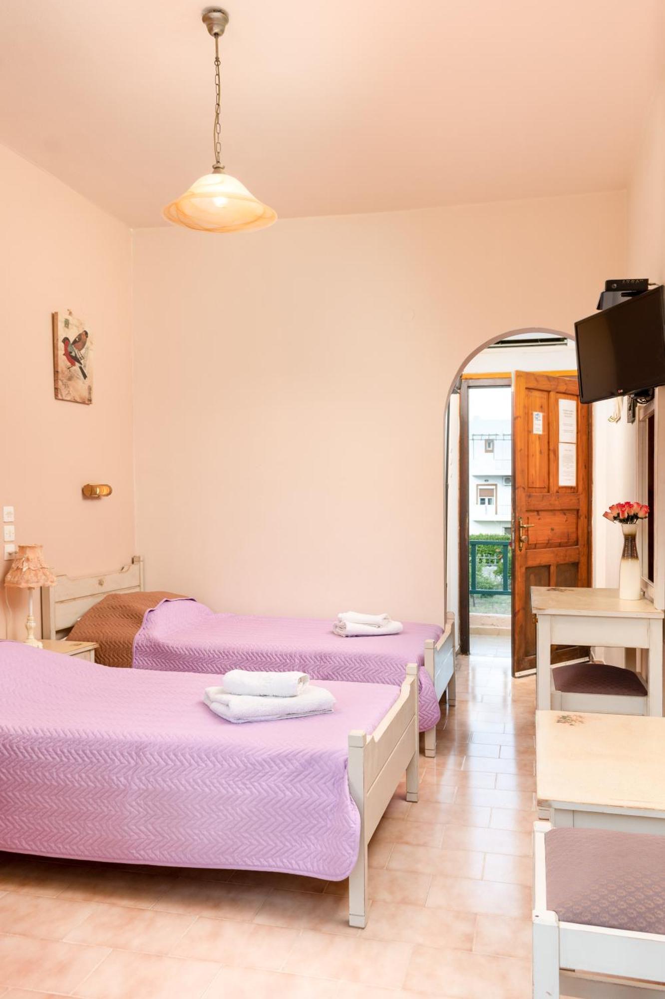 Filia Rooms Matala  Bagian luar foto