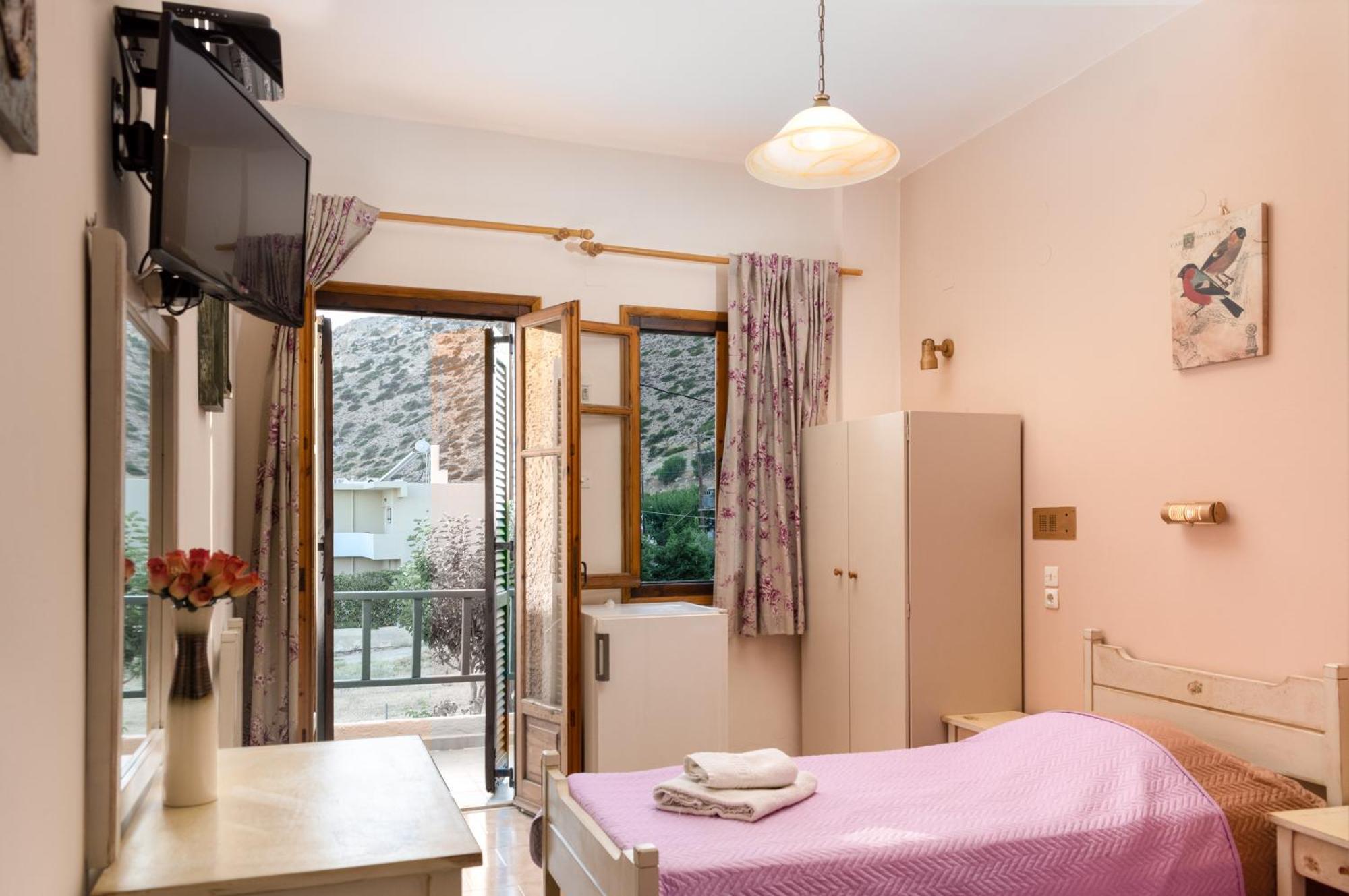 Filia Rooms Matala  Bagian luar foto