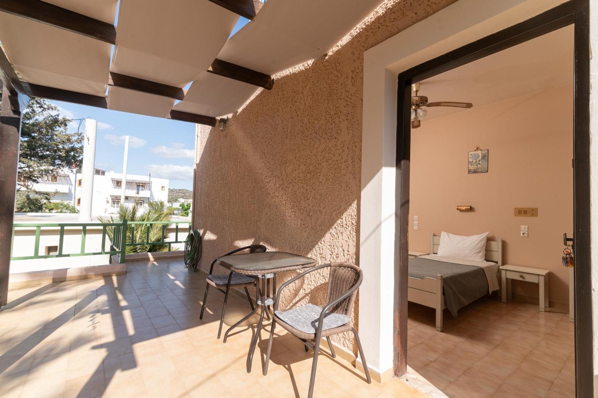 Filia Rooms Matala  Bagian luar foto