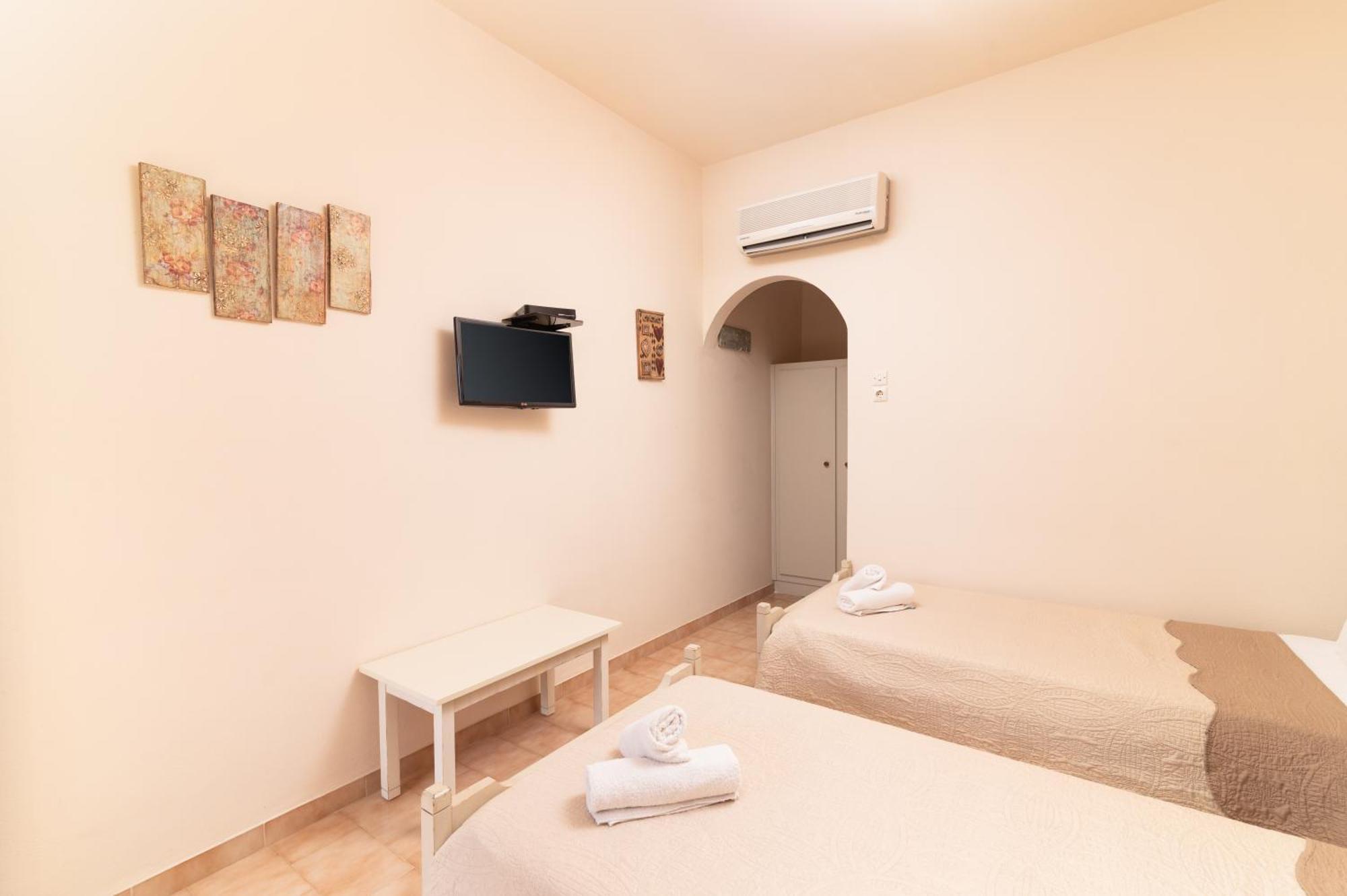 Filia Rooms Matala  Bagian luar foto